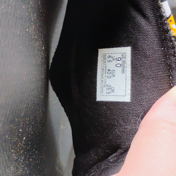 Vans Black and White Checkered Slides with Butterfly Design - Picture 4 of 4